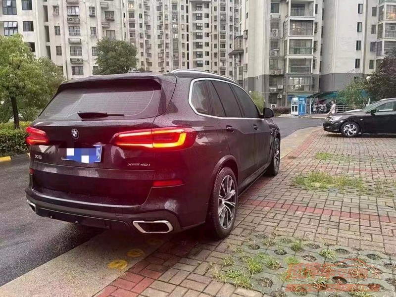 广州21年宝马X59