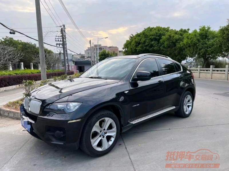 广州12年宝马X67