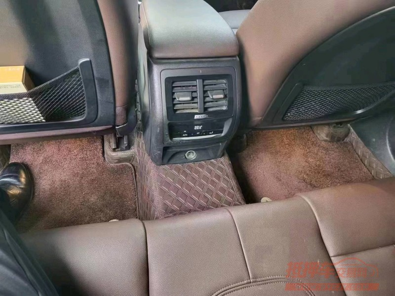 北京19年宝马X35