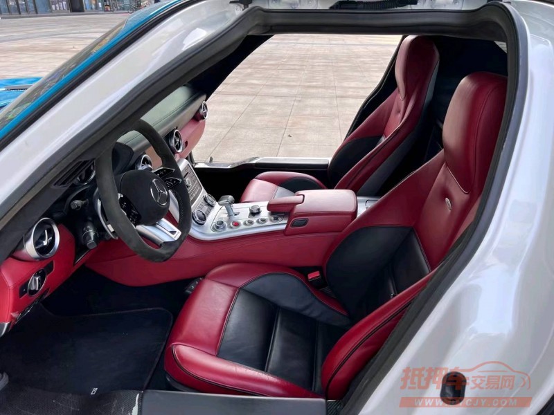 枣庄13年奔驰SL5