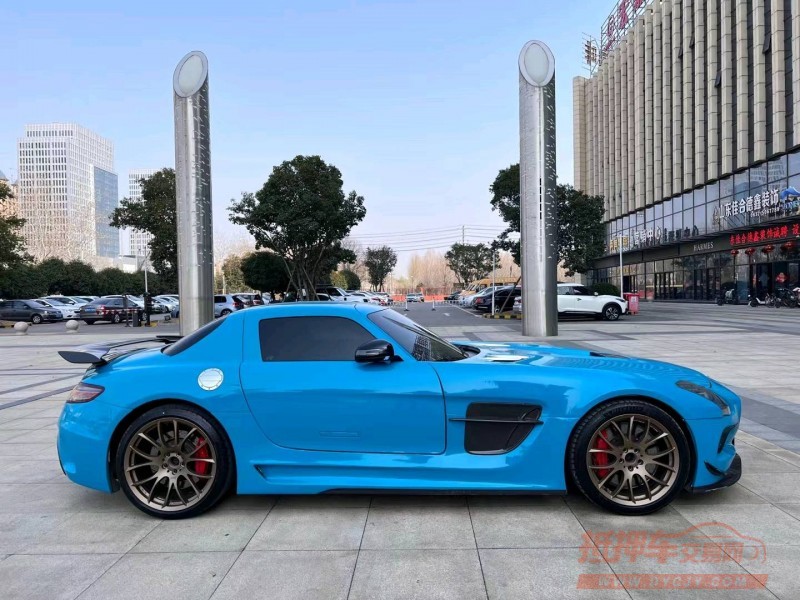 枣庄13年奔驰SL8