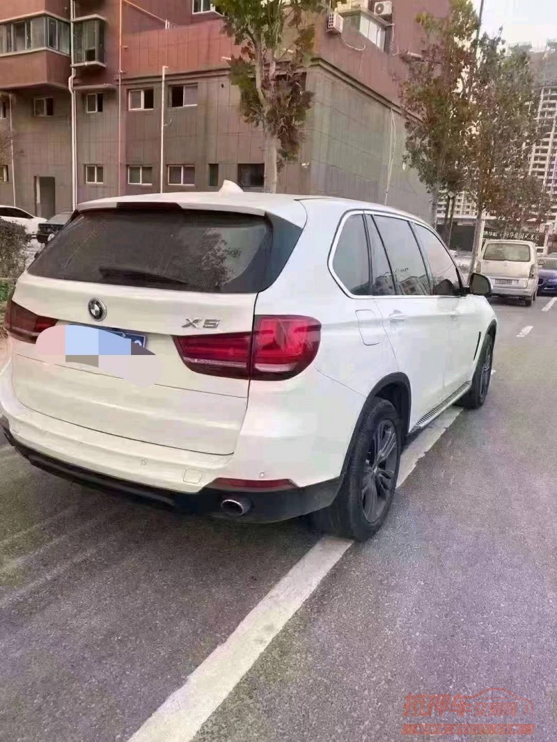 北京17年宝马X57