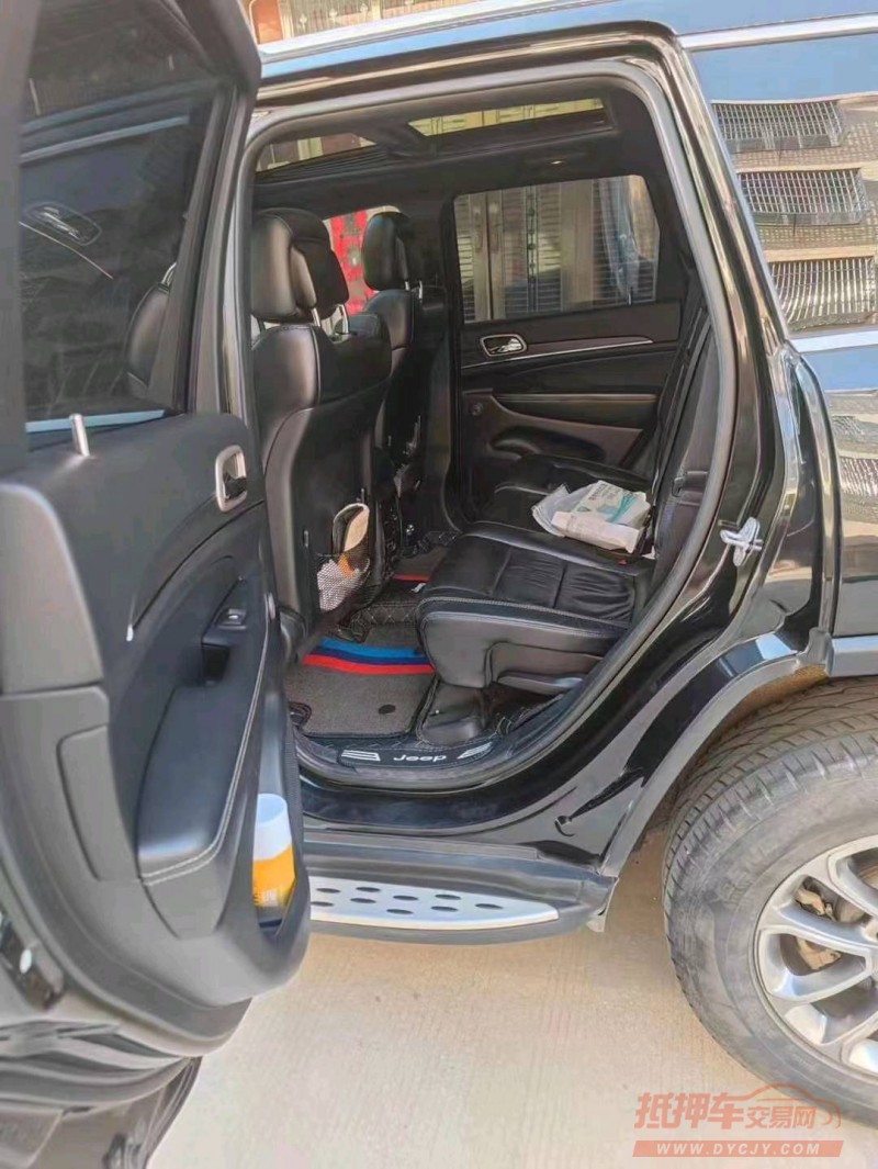 宜昌15年Jeep大切诺基5