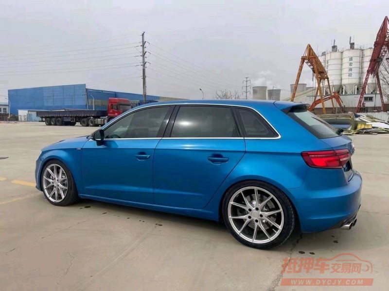 济宁16年奥迪A38