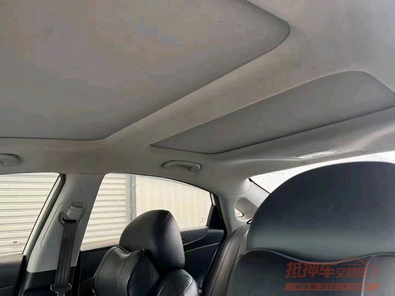 济南12年现代索纳塔八4