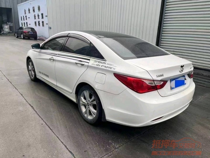 济南12年现代索纳塔八7