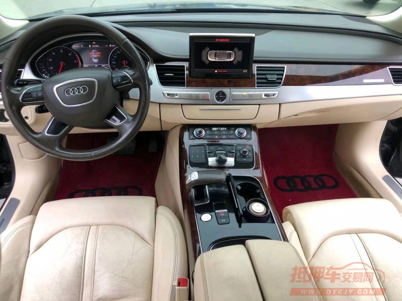 北京12年奥迪A8L5
