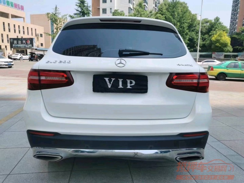 北京16年奔驰GLC8