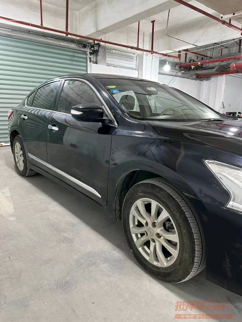 济南16年日产天籁4