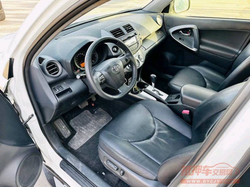 沈阳12年丰田RAV45