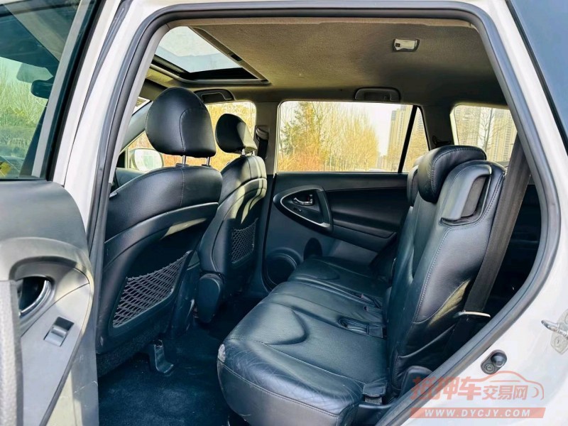 沈阳12年丰田RAV44