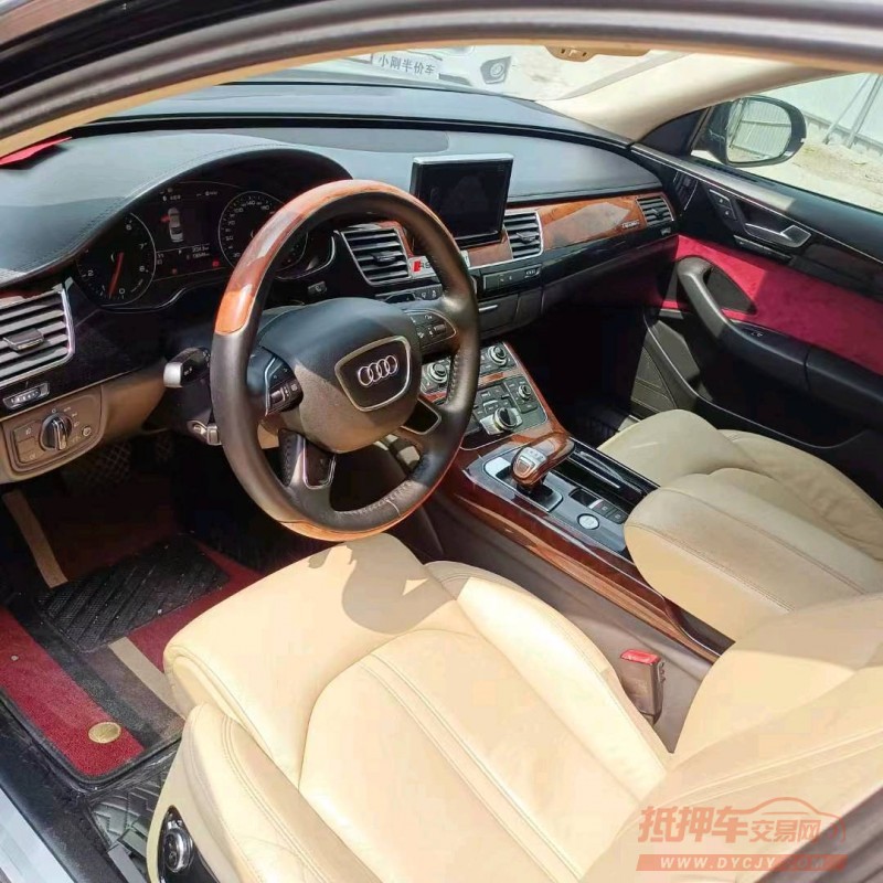 济南12年奥迪A8L5