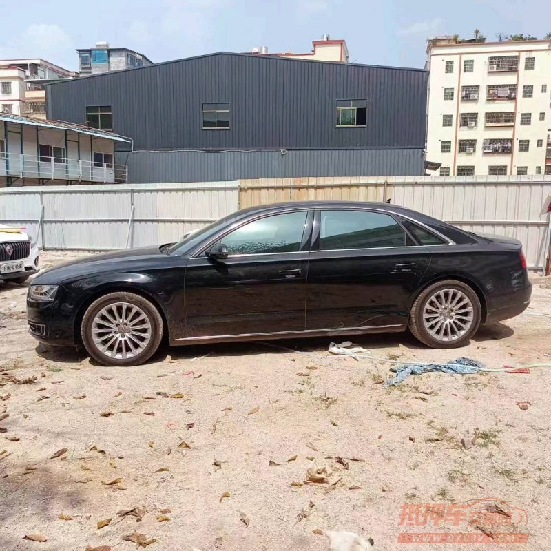 济南12年奥迪A8L8