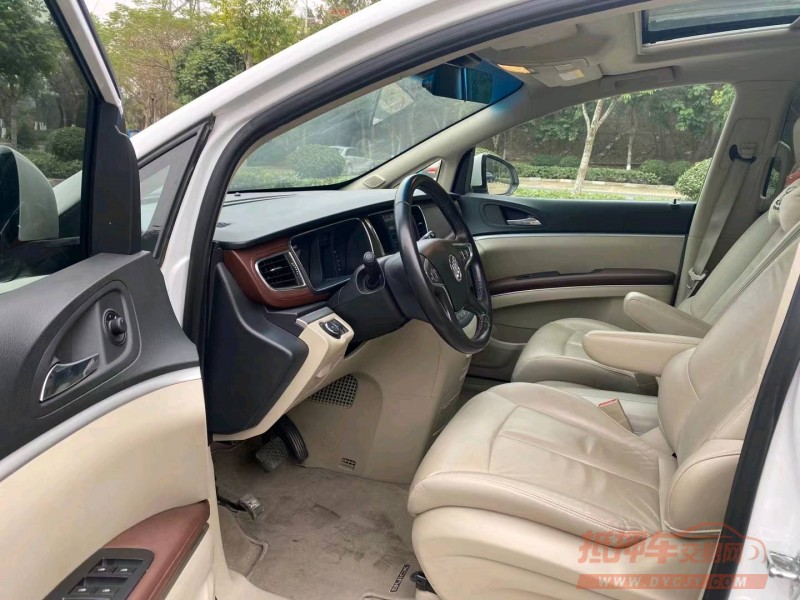 济南19年别克GL83