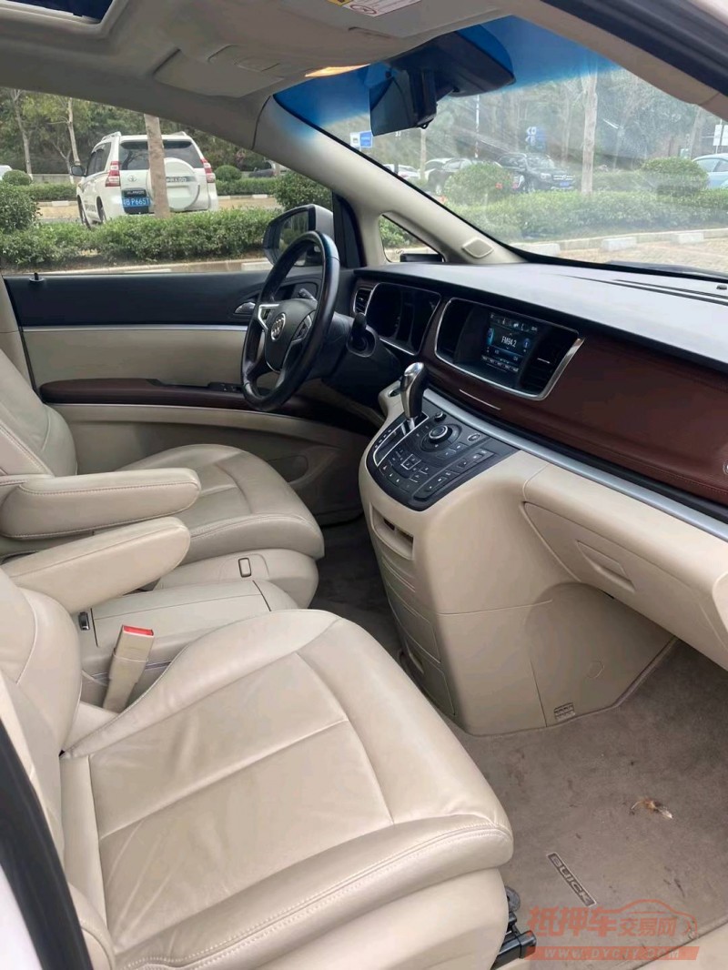 济南19年别克GL85