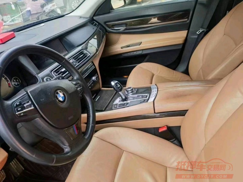 济南21年宝马7系5