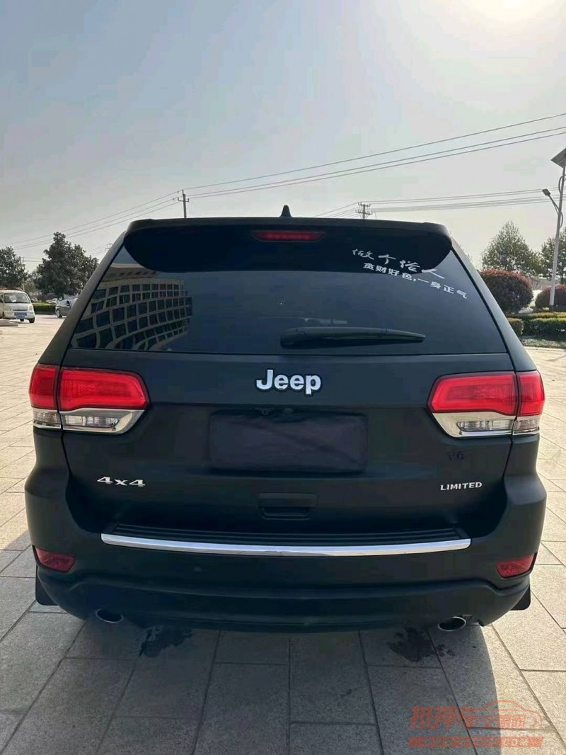 宜昌16年Jeep大切诺基7
