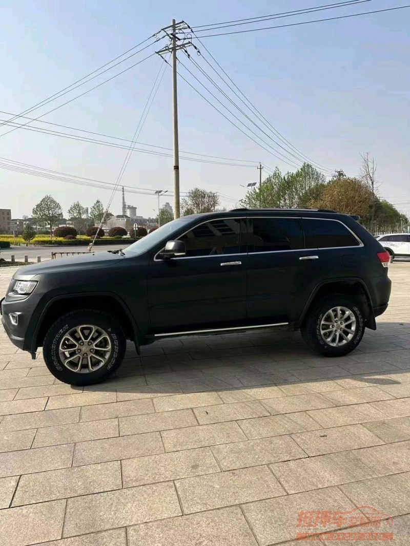 宜昌16年Jeep大切诺基9