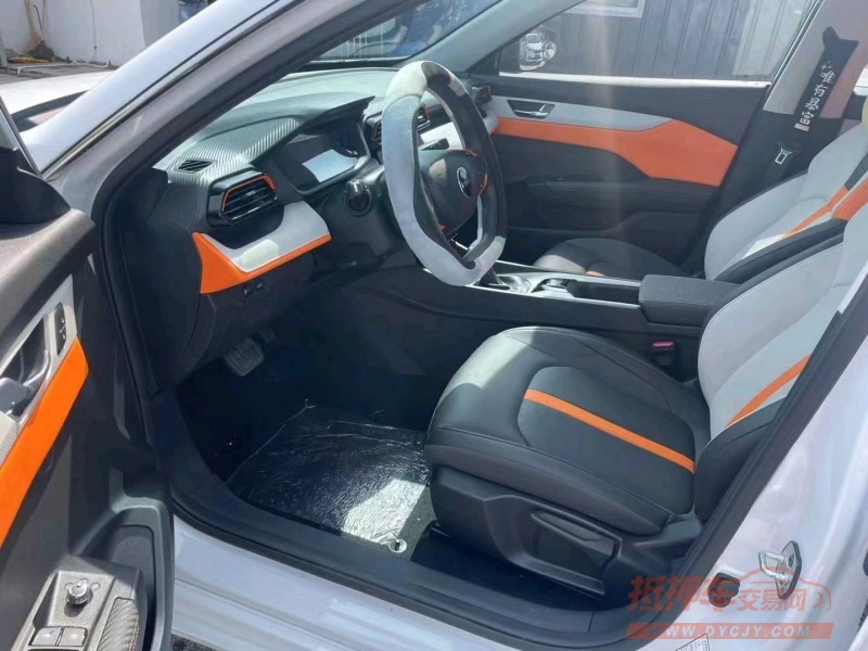 宜昌22年东风奕炫8