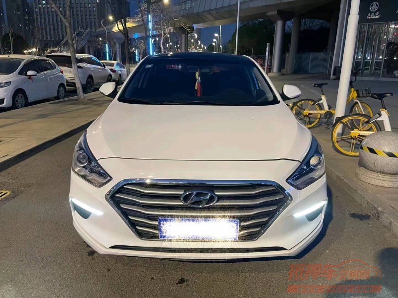 宜昌19年现代名图1