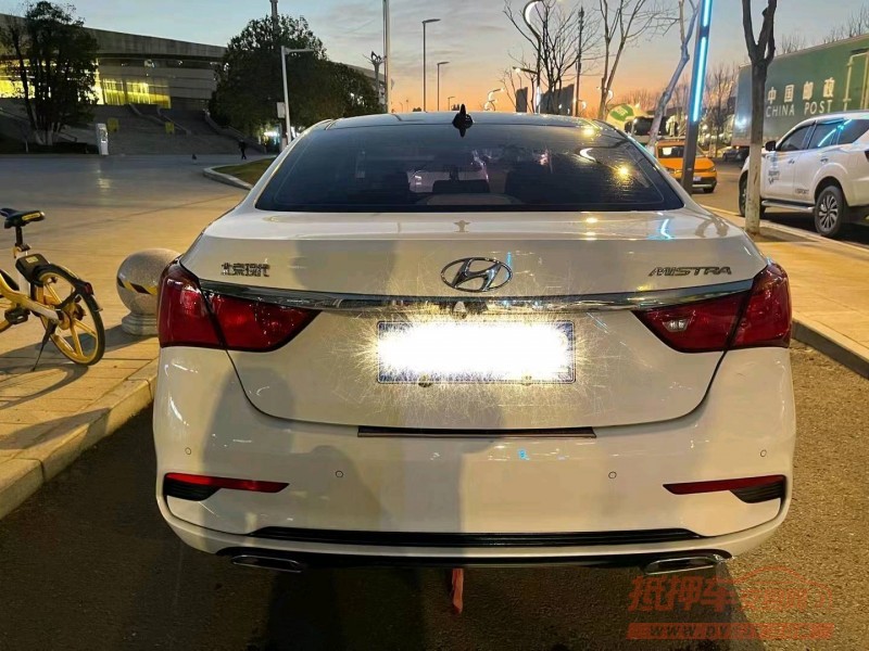 宜昌19年现代名图7