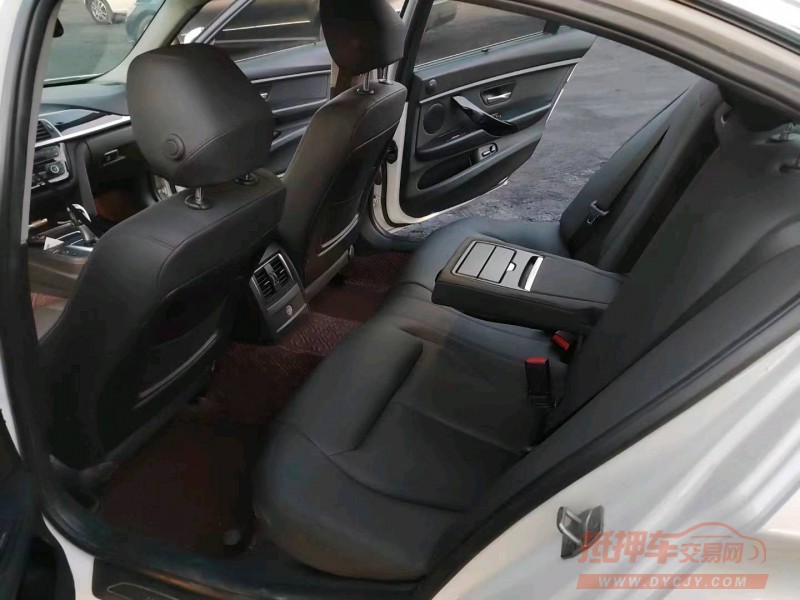 枣庄17年宝马3系8