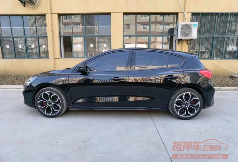 宜昌21年福特福克斯3