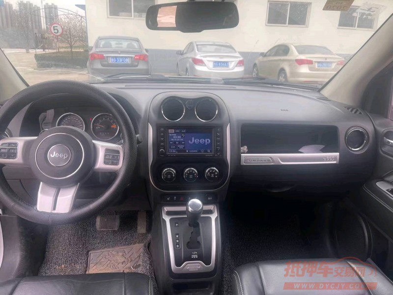 枣庄14年Jeep指南者9