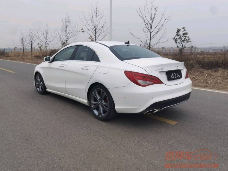 徐州18年奔驰CLA8