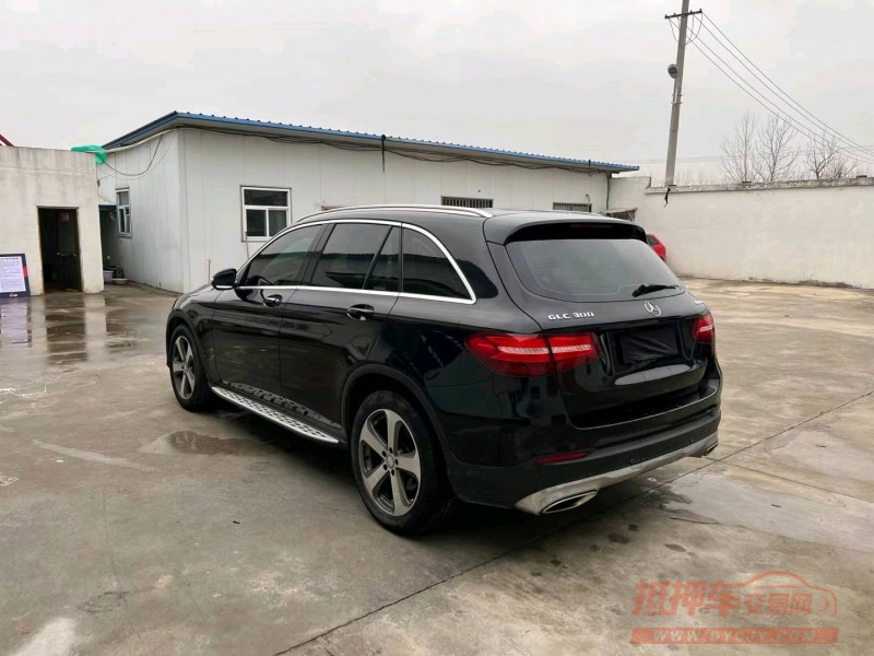 徐州16年奔驰GLC2
