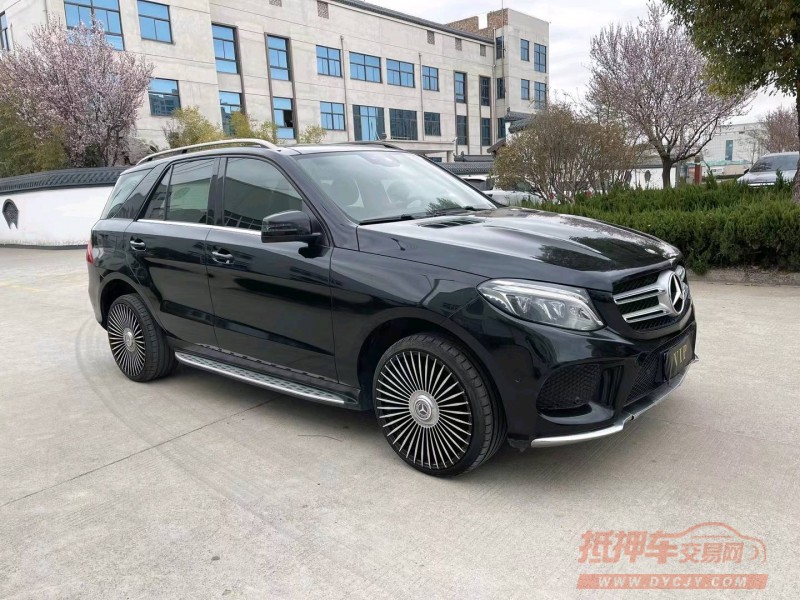 宿迁17年奔驰GLE3
