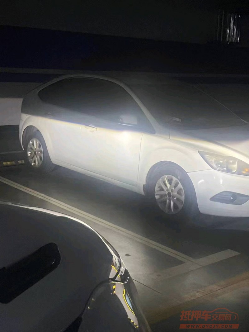 枣庄13年福特福克斯2