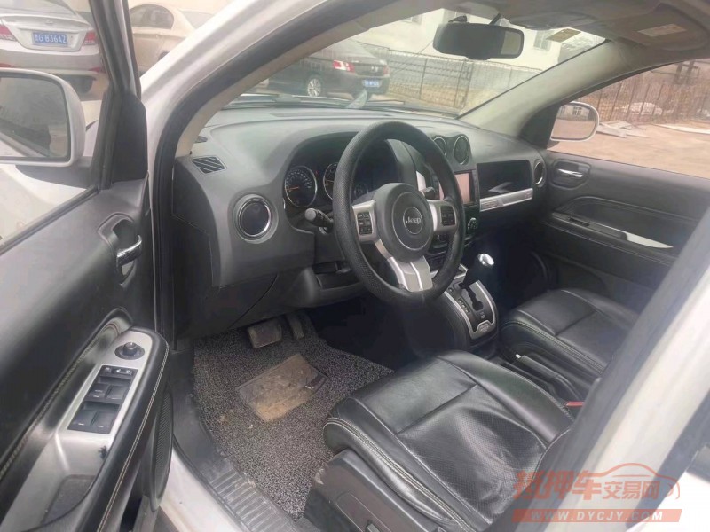 枣庄14年Jeep指南者9