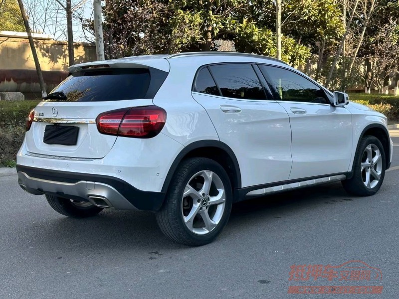 苏州18年奔驰GLA7