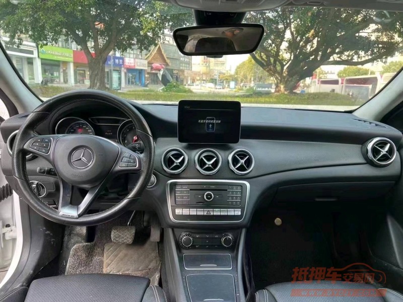 嘉兴18年奔驰GLA7