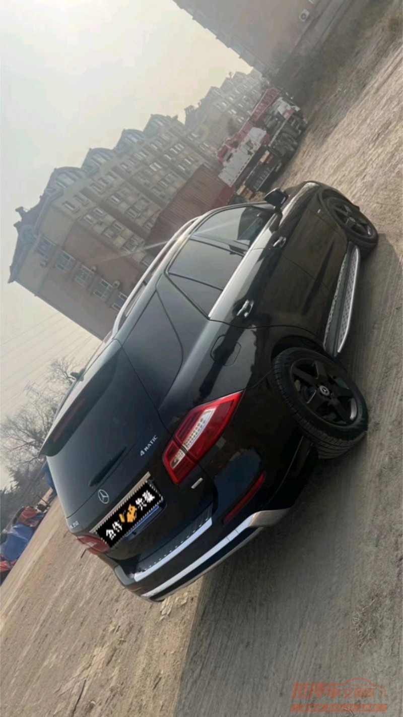 青岛13年奔驰ML7