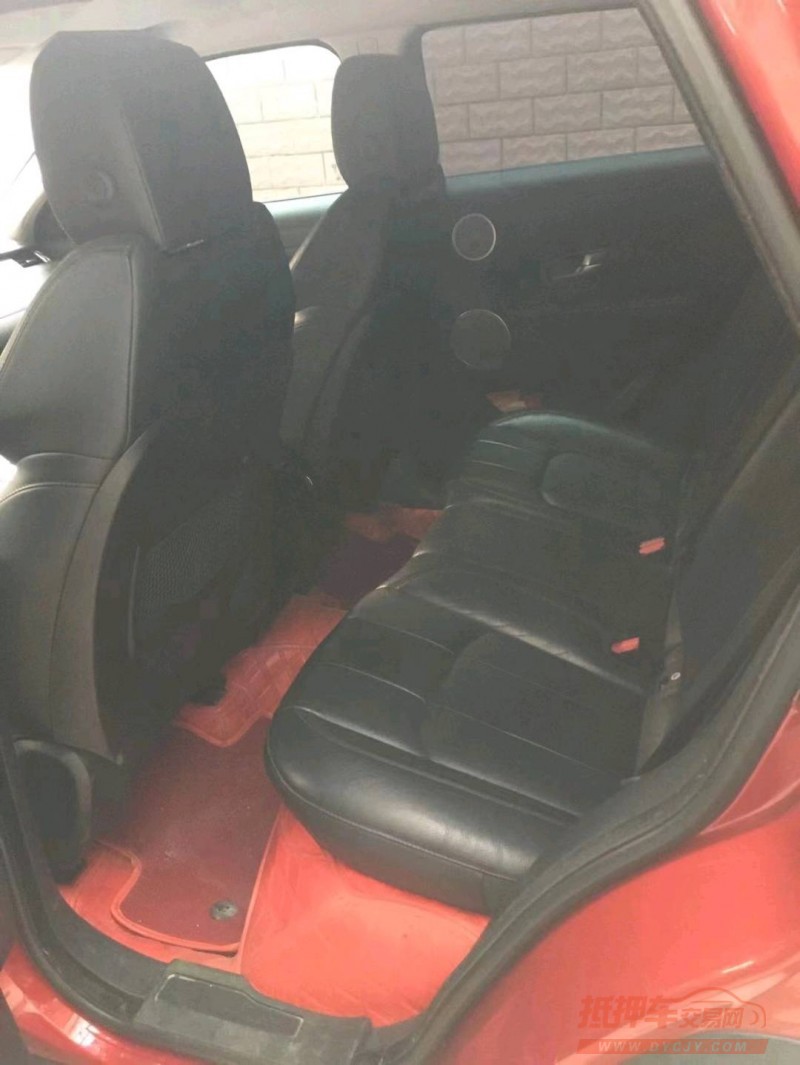 宜春17年路虎极光5