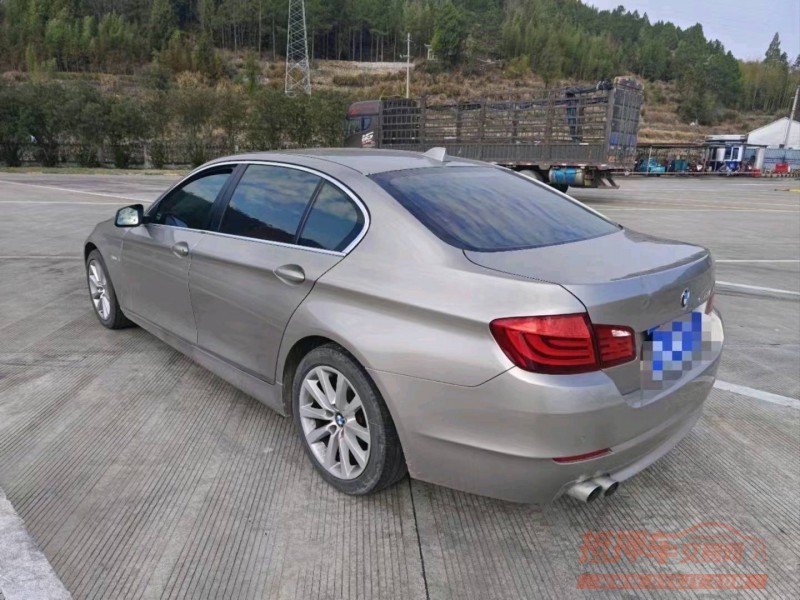 北京12年宝马5系5