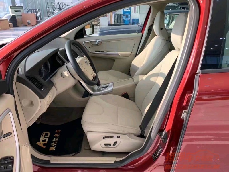 枣庄11年沃尔沃XC604