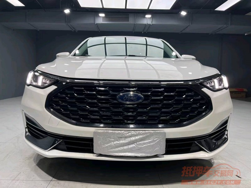 成都21年福特福睿斯1