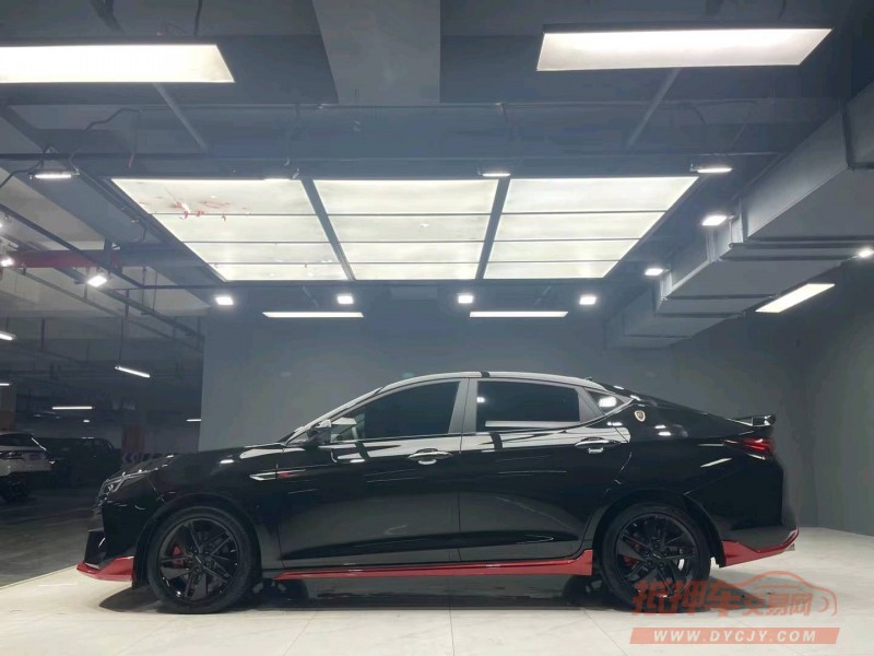 成都22年江淮思皓8