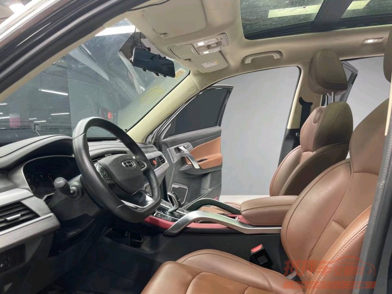 成都21年吉利博越6