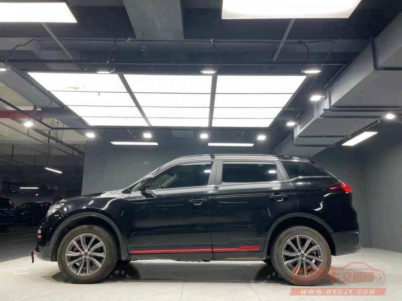 成都21年吉利博越8