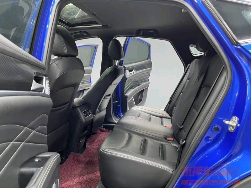 成都21年东风风光4