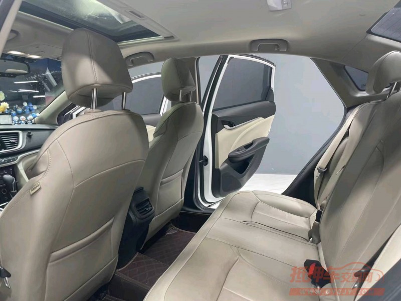 成都20年别克英朗GT4