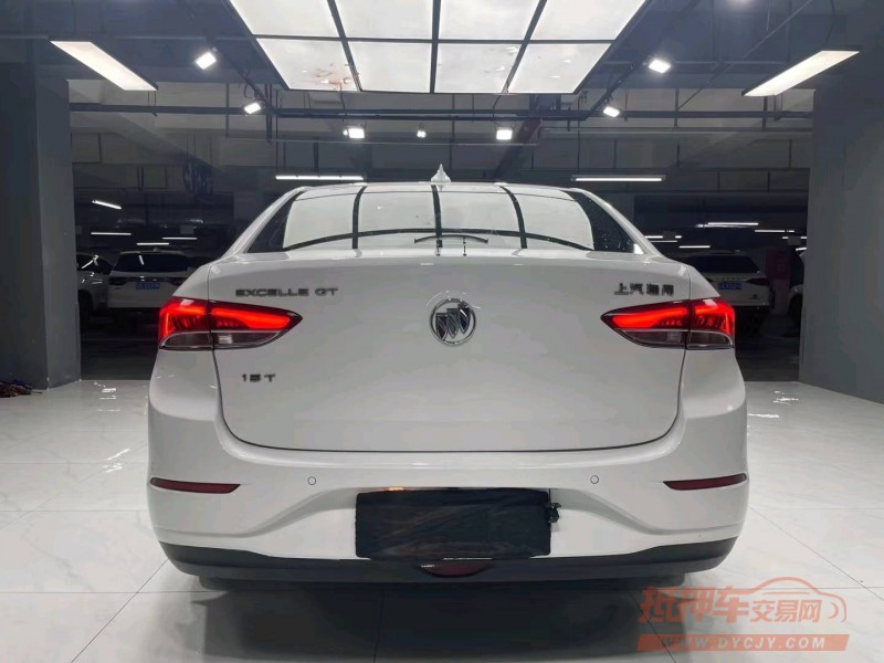 成都20年别克英朗GT9