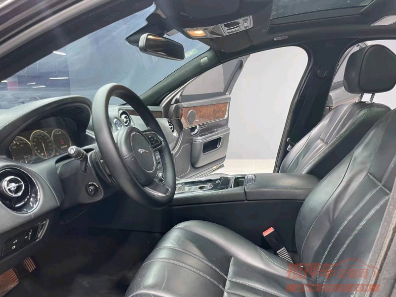 成都13年捷豹XJL5