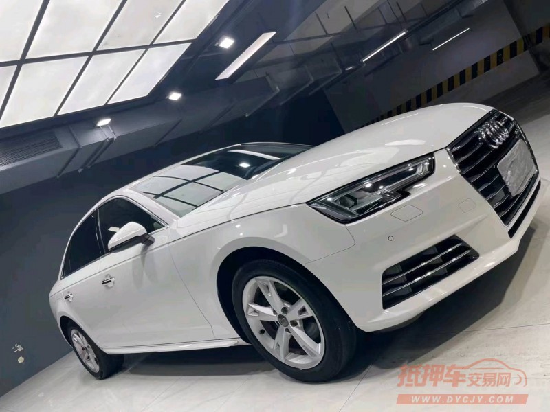 成都18年奥迪A4L3