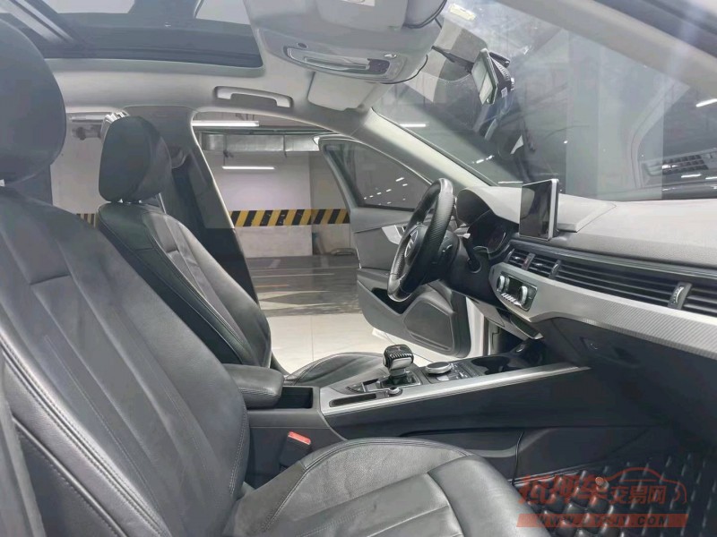 成都18年奥迪A4L7