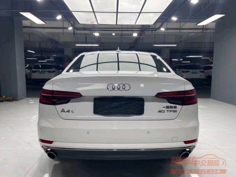 成都18年奥迪A4L9